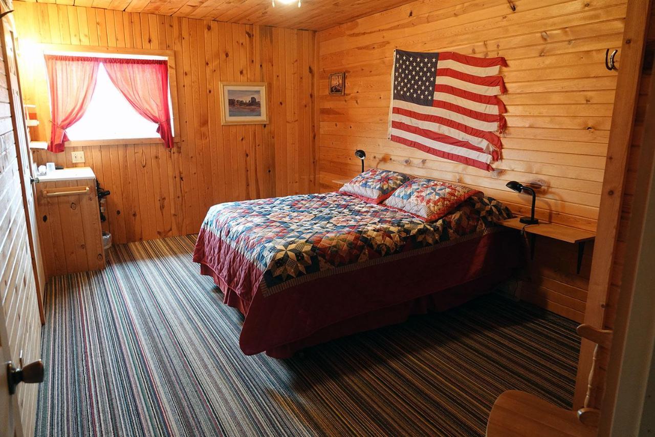 Lake Guest Ranch Villa Devils Tower Bagian luar foto