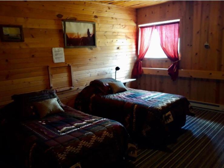 Lake Guest Ranch Villa Devils Tower Bagian luar foto